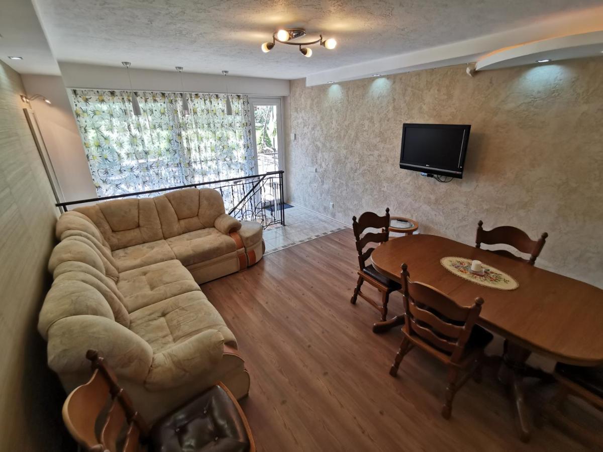 Pusynas Apartments Juodkrantė Екстериор снимка